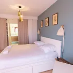 La Desirade, T3, Clim, Terrasse, Pkg, Centre Ville